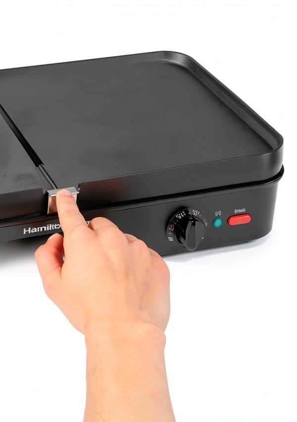 Hamilton Beach 3-in-1 Electric Indoor Grill and Griddle 8-Serv Black-6